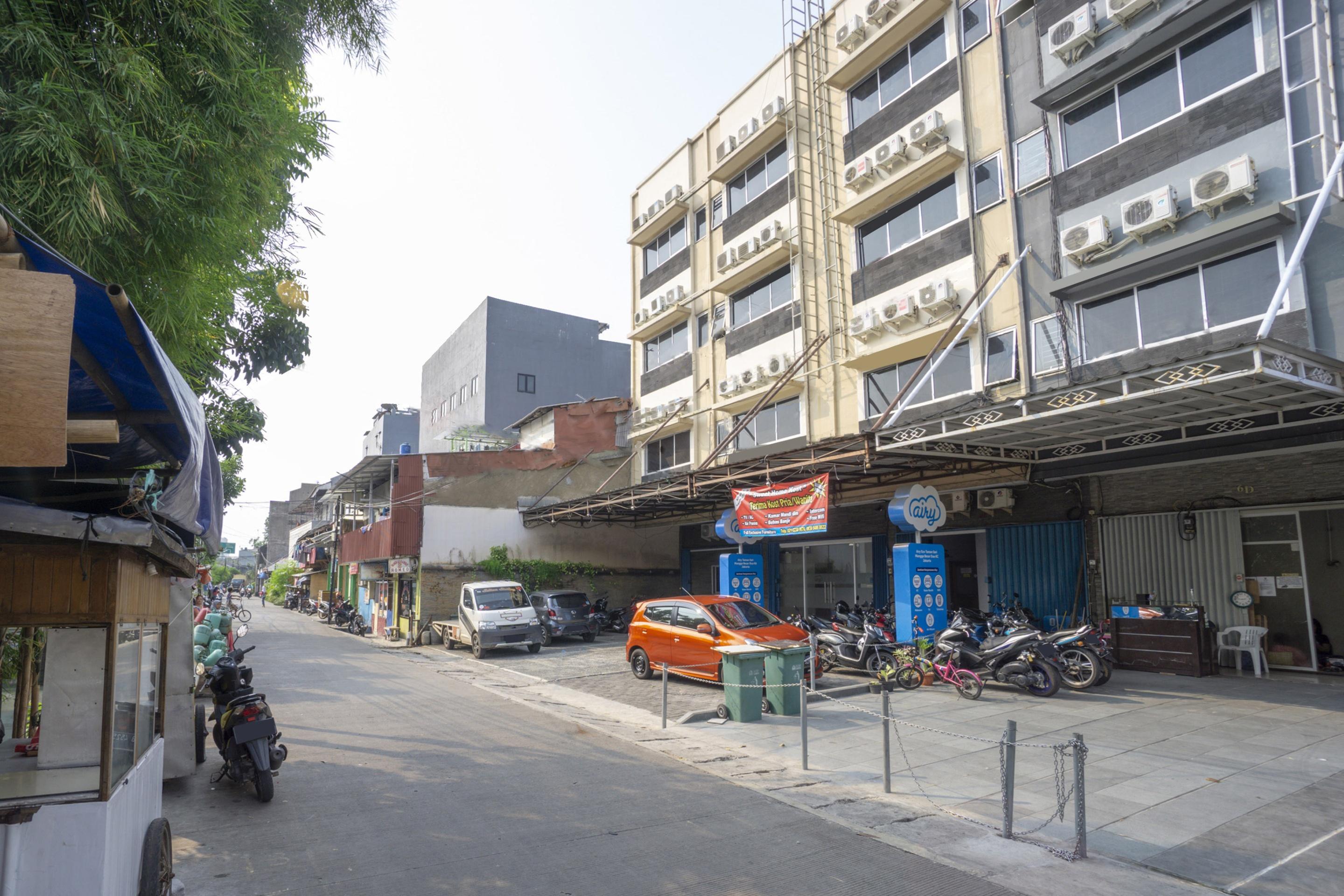 Oyo 3754 Prosperity Mansion Hotel Jakarta Exterior photo